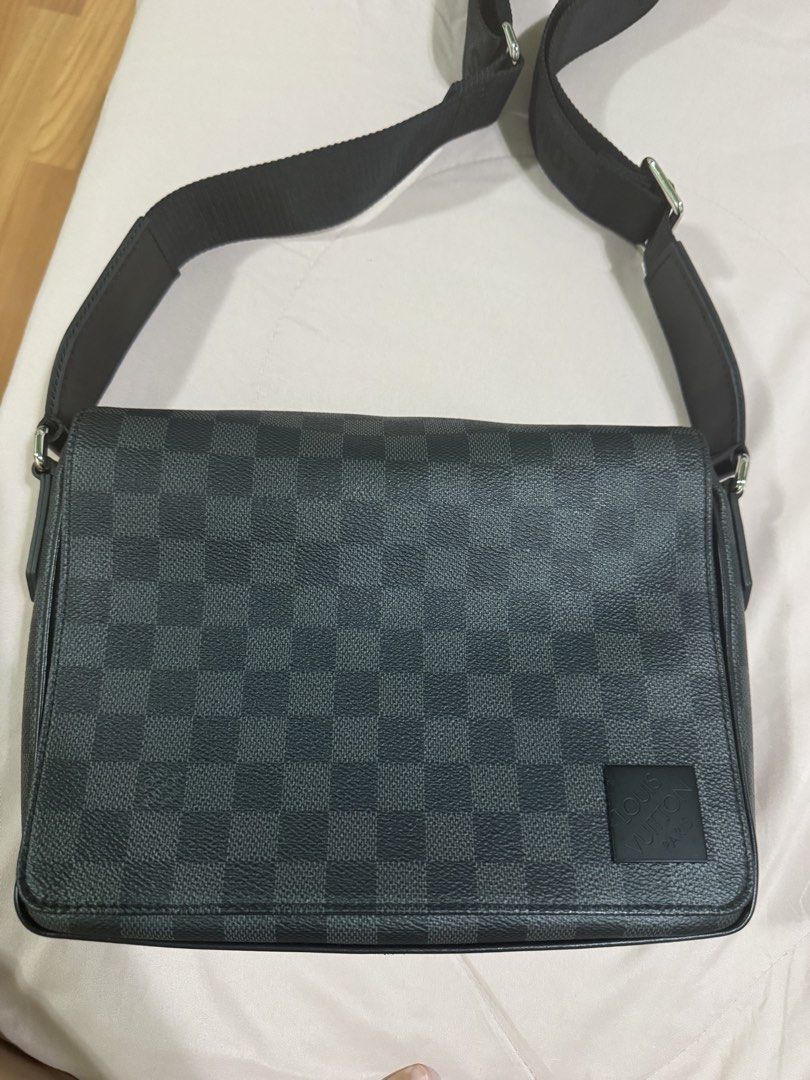 Louis Vuitton Damier Graphite Messenger Bag (Category: Luxury Bags & Wallets) located in Quezon City. Submitted by saynic (Listing ID 1452731358, Image 3). Description: * Excellent / Near Mint Condition * Used fewer than 5 times * 100% Authentic (still have the receipt as proof of authenticity) * Purchased at Louis Vuitton Fiumicino Duty Free, Rome, Italy (Sept. 22, 2022) * Complete with box & paper bag * Clean interior and exterior * Canvas.