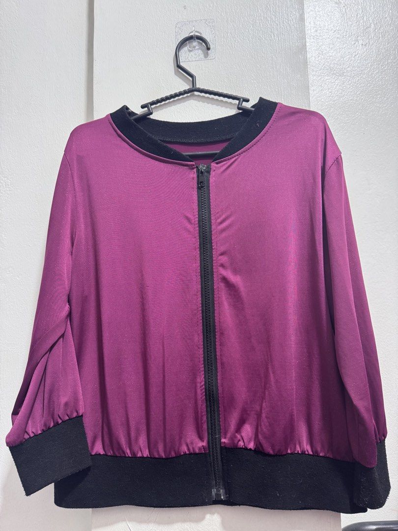 Magenta Bomber Jacket (Category: Coats, Jackets and Outerwear) located in Quezon City. Submitted by kimberlilay (Listing ID 1452842104, Image 1). Description: Preloved so please manage your expectations, still in good condition! I just don’t wear it anymore since I work from home 💕.