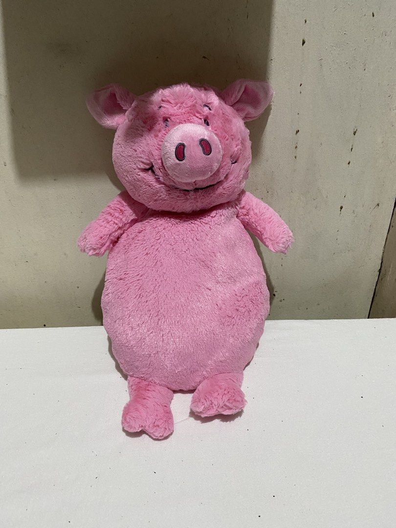 Marks & Spencer Percy Pig Hot Water Bottle (Category: Medical Supplies & Tools) located in Manila. Submitted by resi.diaz (Listing ID 1452791530, Image 1). Description: .