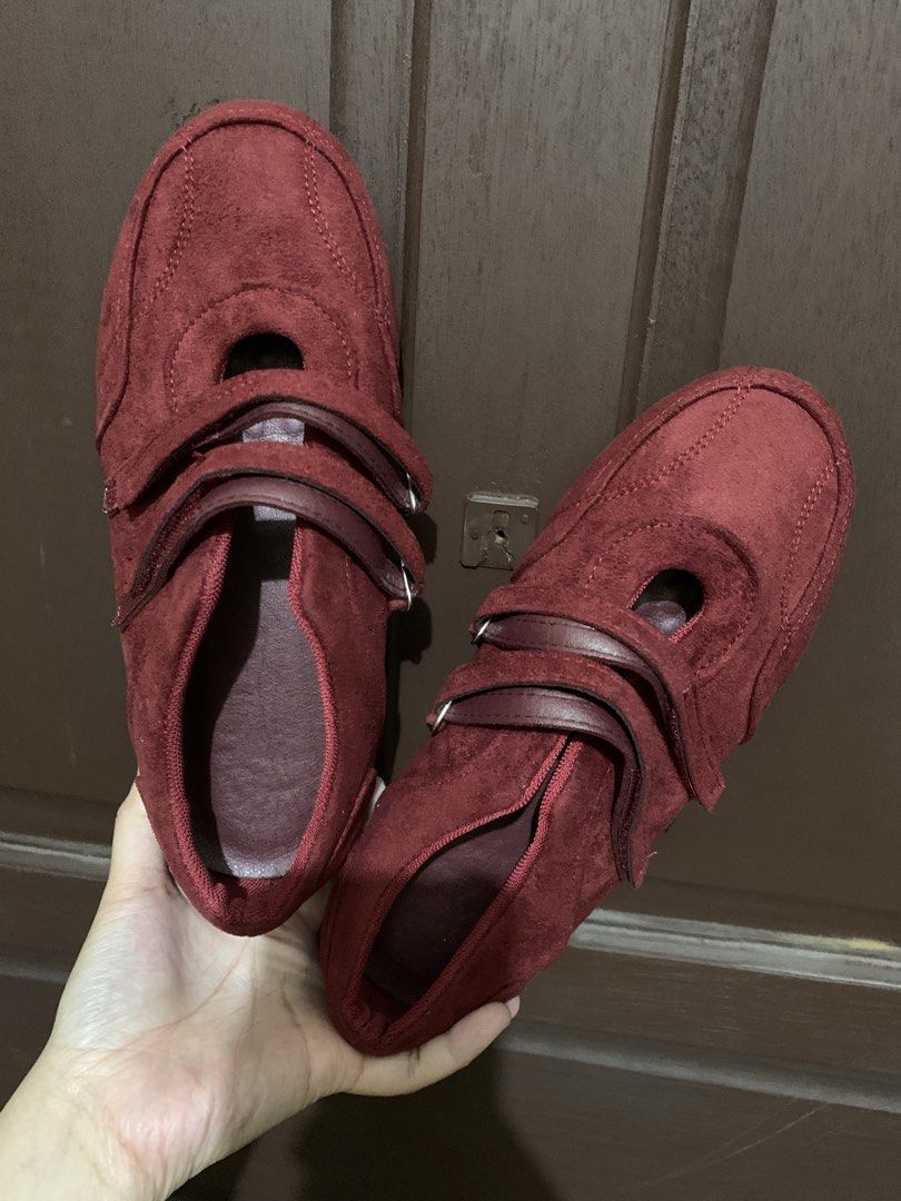 Mary Jane Shoes (Hook And Loop) (Category: Shoe inserts) located in Manila. Submitted by _ishaaa (Listing ID 1452834957, Image 3). Description: - Stylish Mary Jane shoes in a burgundy color. - Crafted from a soft, suede material. - Features convenient hook and loop straps for easy on and off. - Perfect for round toe casual shoes for women -size 38 -Bought but never used (Brand New).