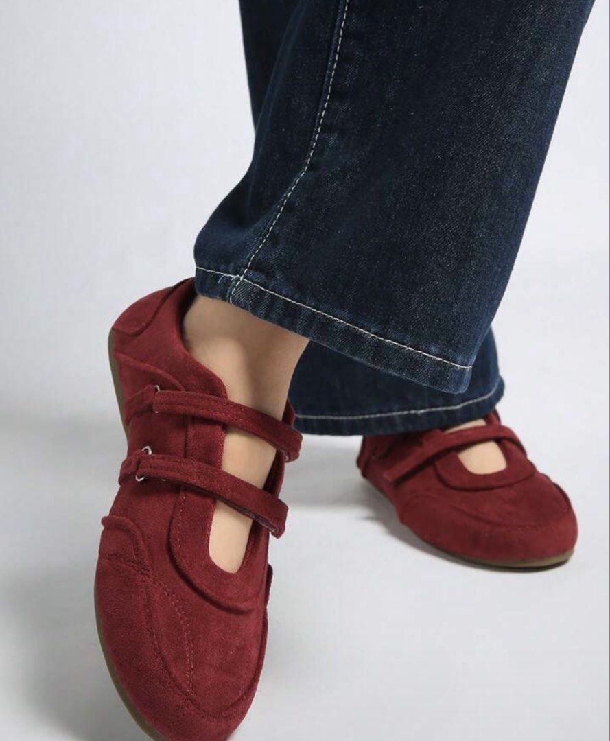 Mary Jane Shoes (Hook And Loop) (Category: Shoe inserts) located in Manila. Submitted by _ishaaa (Listing ID 1452834957, Image 2). Description: - Stylish Mary Jane shoes in a burgundy color. - Crafted from a soft, suede material. - Features convenient hook and loop straps for easy on and off. - Perfect for round toe casual shoes for women -size 38 -Bought but never used (Brand New).