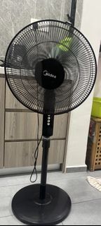 (Category: ) located in . Submitted by natz.caroussel (Listing ID 1452804200, Image 1). Description: .
