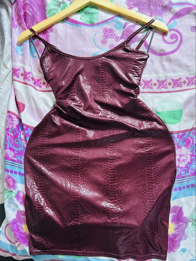 Misguided faux leather mini dress (Category: Evening dresses & gowns) located in Bauang. Submitted by alyssaaaamm (Listing ID 1452858871, Image 3). Description: Size xs-small Liked new condi once used only Actual color is on the inspo ww. The first is my actual ww..