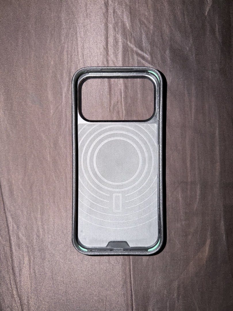 Mous Limitless Case for 17PM (Category: Cases & Sleeves) located in Mandaluyong City. Submitted by lostandfoundmnl (Listing ID 1452794935, Image 3). Description: Almost brand new Mous Limitless Case for iPhone 17 Pro Max Complete with box and warranty cards Used only for 2 days technically brand new It’s a super nice, minimal and protective case but I prefer casetify Lalamove delivery only.