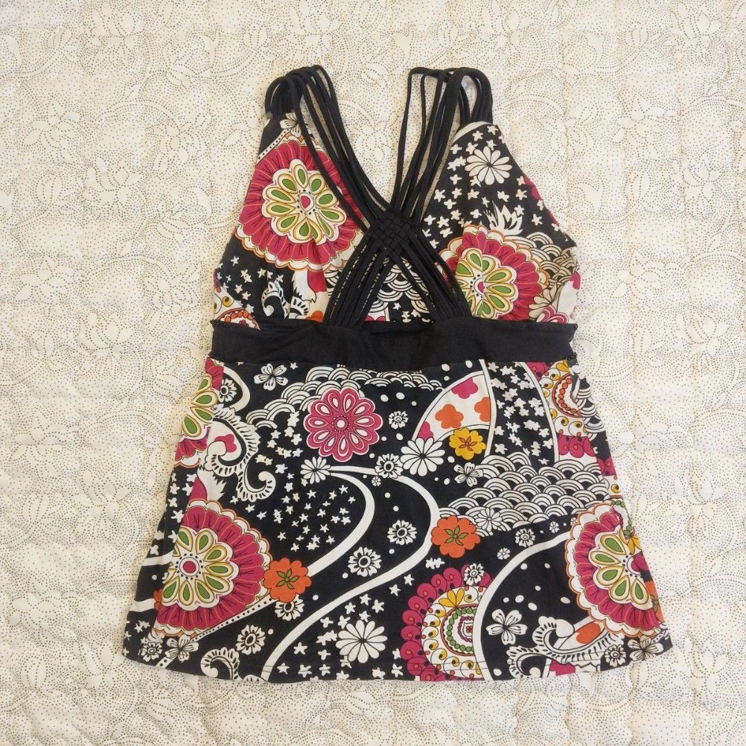 multi-strap floral print tank top (Category: Sleeveless) located in Echague. Submitted by ribbitpicks (Listing ID 1452851035, Image 2). Description: bust 36 to 38.