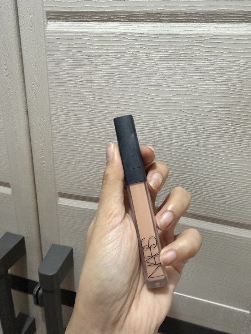 NARS Radiant Creamy Concealer (honey) light 3 (Category: Makeup) located in Davao. Submitted by fabdeclutter (Listing ID 1452869125, Image 3). Description: - NARS Radiant Creamy Concealer - Shade: honey - Formula: Full coverage, blends easily - Benefits: Brightens under eyes, covers blemishes - Condition: Some product left - Reason for selling: Too many concealers.