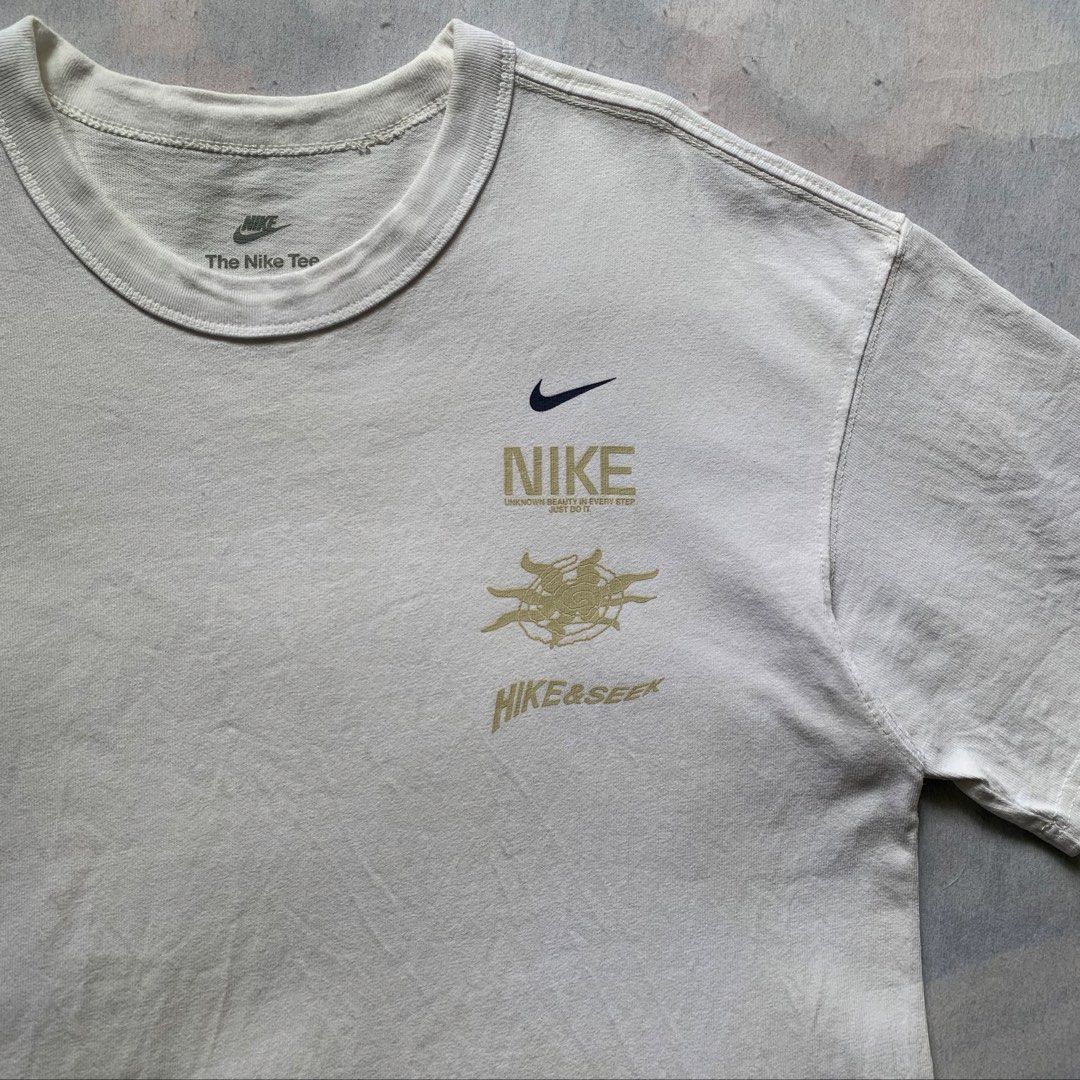 Nike “Hike And Seek” (Category: Activewear) located in Claveria. Submitted by plasticcase__ (Listing ID 1452713683, Image 2). Description: .