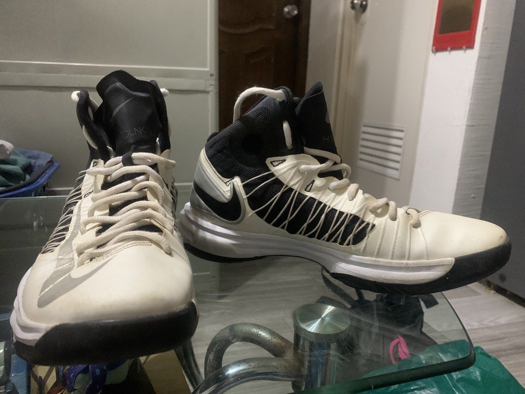 Nike lunar hyperdunk (Category: Sneakers) located in Taytay. Submitted by the_fort (Listing ID 1452867864, Image 1). Description: For sale Size 8.5 Used few times Very good condition Not using anymore 1,700 pesos Taytay rizal.