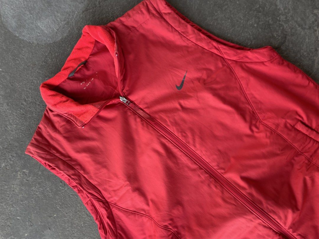 Nike Red Vest (Category: Hoodies) located in Manila. Submitted by mr.daco (Listing ID 1452765944, Image 3). Description: Dimes:20x29 Issue: missing necktags Need wash Color rate: 10/10 769 +sf Negotiable .