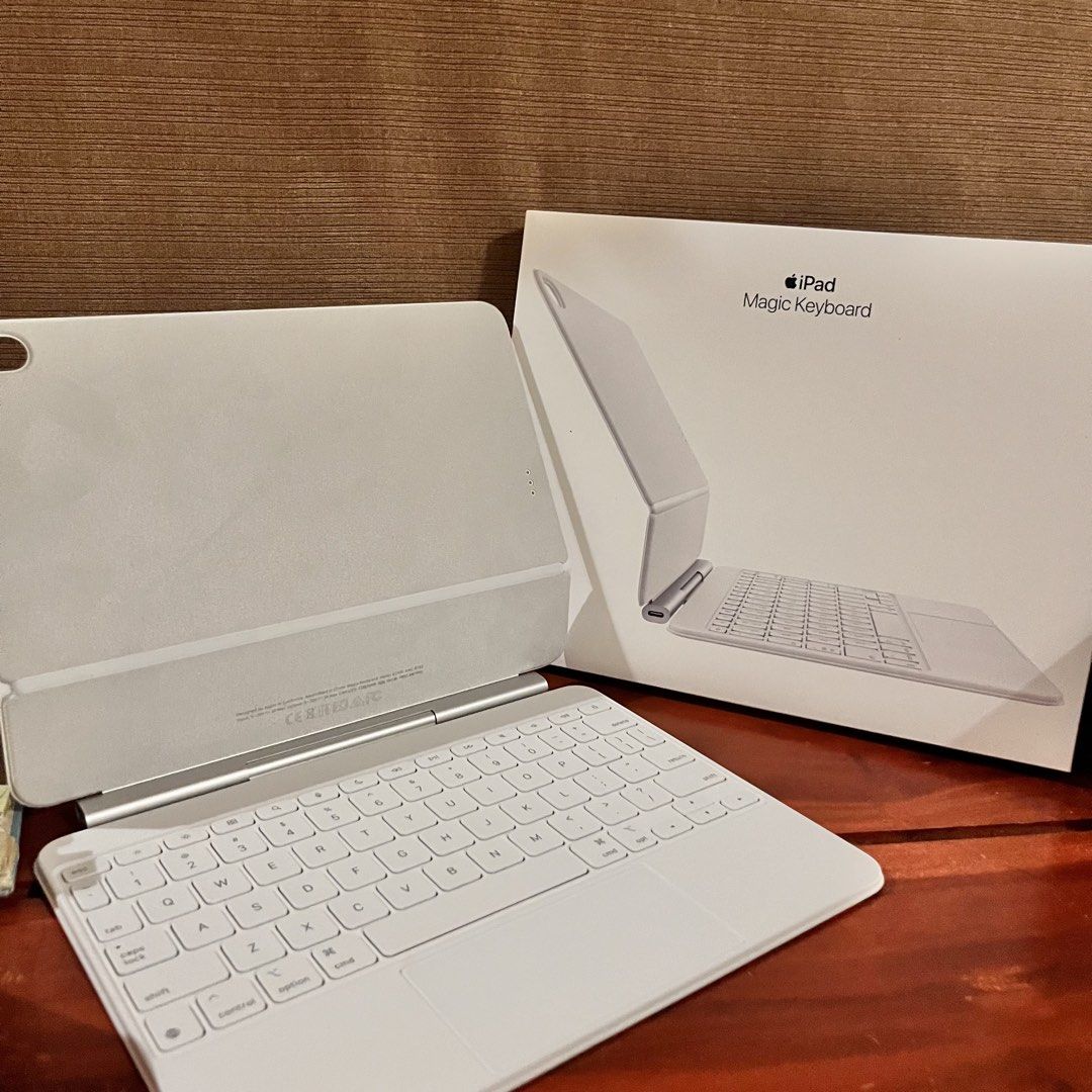 Original Ipad Magic Keyboard for Ipad Pro 11 inch (Category: Computer Keyboard) located in Manila. Submitted by ellaurelle (Listing ID 1452827017, Image 1). Description: Brand new and in pristine condition! RFS: Not really needed.