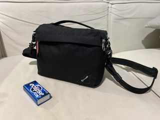 （分類：）位於 。 由 ttommyleung 提交（商品編號 1452859723，圖片 1）。簡介： 。