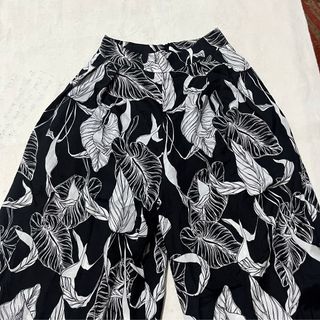 (Category: ) located in . Submitted by theeeeclutters (Listing ID 1452790647, Image 1). Description: .