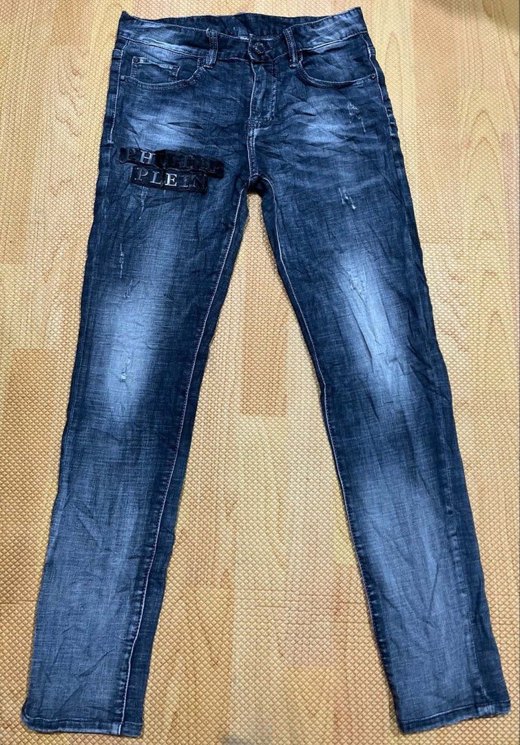 Philipp Plein Jeans (Category: Jeans) located in Manila. Submitted by grandfate (Listing ID 1452705527, Image 1). Description: Brand: Philipp Plein Item: Washed Denim Jeans Color: Dark Washed Blue Condition: [8.5/10 Condition] Measurements: Waist: [30 inches].