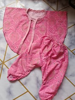 (Category: ) located in . Submitted by preloved.collective (Listing ID 1452865607, Image 1). Description: .