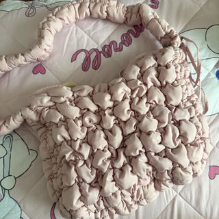 (Category: ) located in . Submitted by thriftsells (Listing ID 1452798687, Image 1). Description: .
