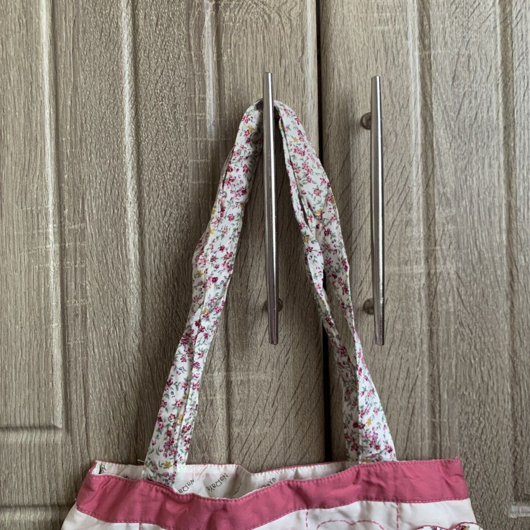 Pink Tote Bag (Category: Tote Bags) located in Calamba. Submitted by capriciousss (Listing ID 1452731672, Image 3). Description: pink tote bag with flowers and heart design soft material small cute bag perfect for picnics, dates, outfits or errands 11.5"x11.5" Rfs: decluttering make an offer if interested.