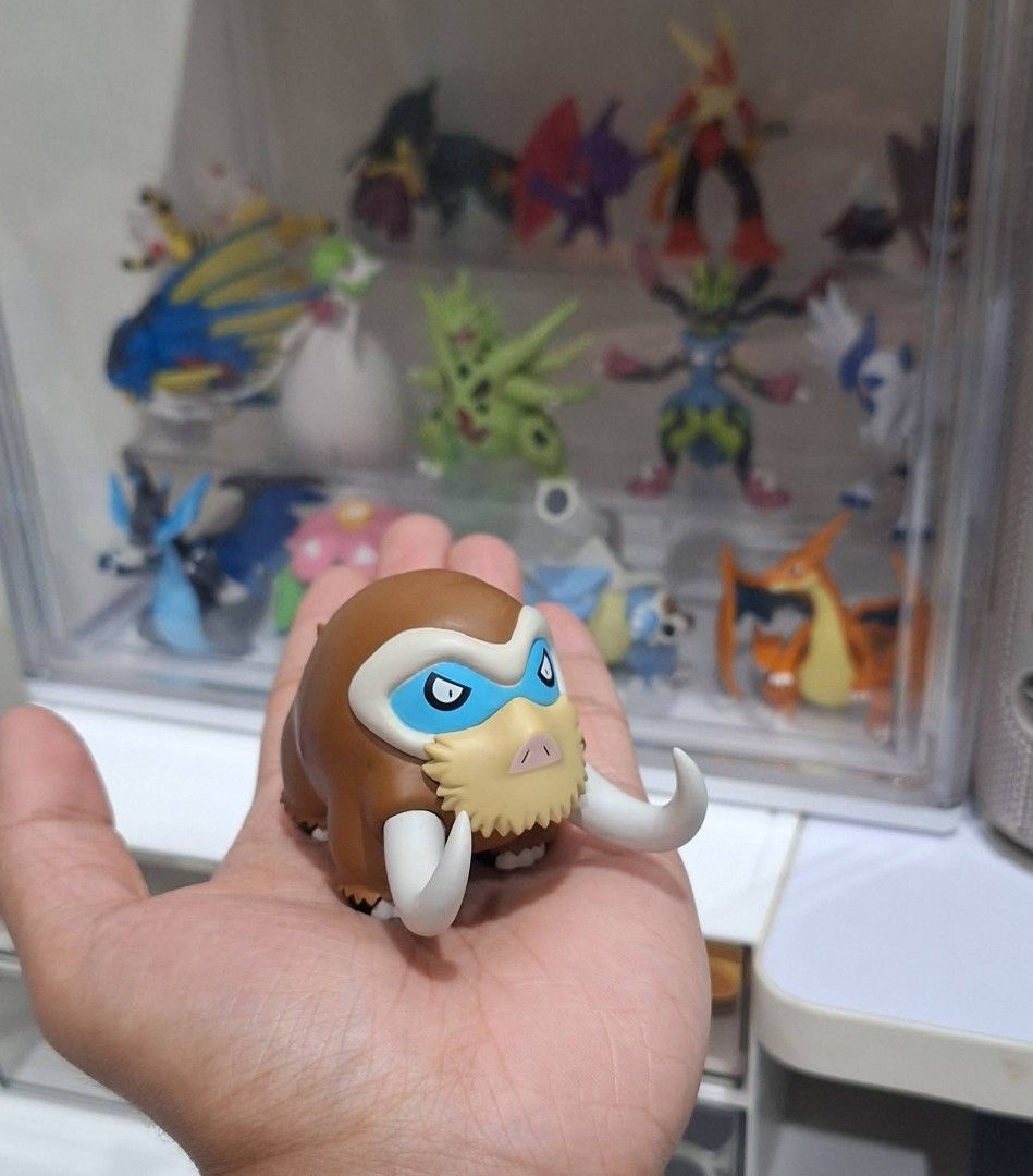 Pokemon Mamoswine Evolution Zukan 1/40 Figure (Category: Figurines & Statues) located in Tanauan. Submitted by vonsshop (Listing ID 1452871753, Image 2). Description: - Fix Price for collectors only - Very Rare Figure .
