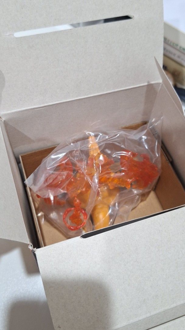 Pokemon Tomy Charizard Gigantamax Figure (Category: Figurines & Statues) located in Tanauan. Submitted by vonsshop (Listing ID 1452873088, Image 2). Description: - Fix Price not rush ( For Collectors Only) - Very Rare Figure .