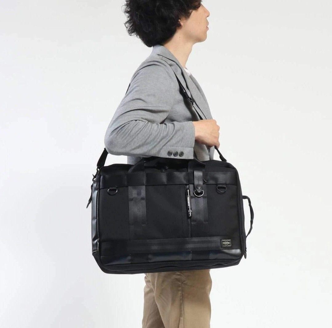 Porter Yoshida Heat 2 way Briefcase (Category: Luxury Bags & Wallets) located in General Santos City (Dadiangas). Submitted by silvervintage77 (Listing ID 1452814010, Image 1). Description: Porter Yoshida Heat 2 way Briefcase Excellent 9.8/10 color rate Size 19 Width X 13 Length.