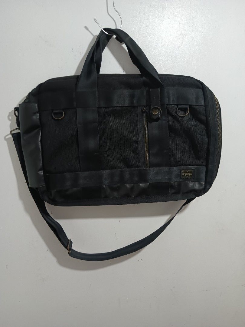 Porter Yoshida Heat 2 way Briefcase (Category: Luxury Bags & Wallets) located in General Santos City (Dadiangas). Submitted by silvervintage77 (Listing ID 1452814010, Image 3). Description: Porter Yoshida Heat 2 way Briefcase Excellent 9.8/10 color rate Size 19 Width X 13 Length.