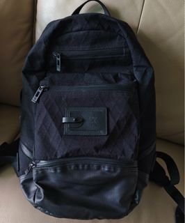 （分類：）位於 。 由 emeemeruth 提交（商品編號 1452744053，圖片 1）。簡介： 。