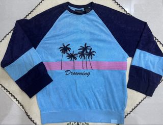 (Category: ) located in . Submitted by 1203990745 (Listing ID 1452786660, Image 1). Description: .