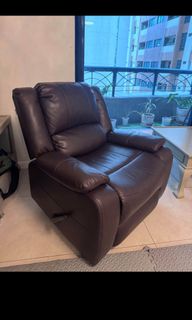 (Category: ) located in . Submitted by ann261 (Listing ID 1452795438, Image 1). Description: .