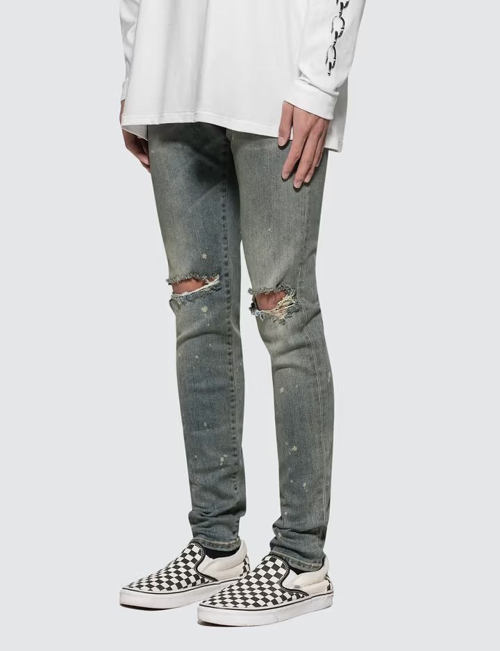Represent Destroyer Denim Jeans 30/31 (Category: Jeans) located in Antipolo. Submitted by bentakahitanoano (Listing ID 1452850557, Image 3). Description: Still in good shape Size 32 fits 30-31 Zip fly Measurements Waist 15.5 Rise 11 Thigh 11.5 Length 41 Inseam 31 Leg opening 6.