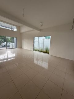 (Category: ) located in . Submitted by mudah151754 (Listing ID 1449724119, Image 1). Description: .