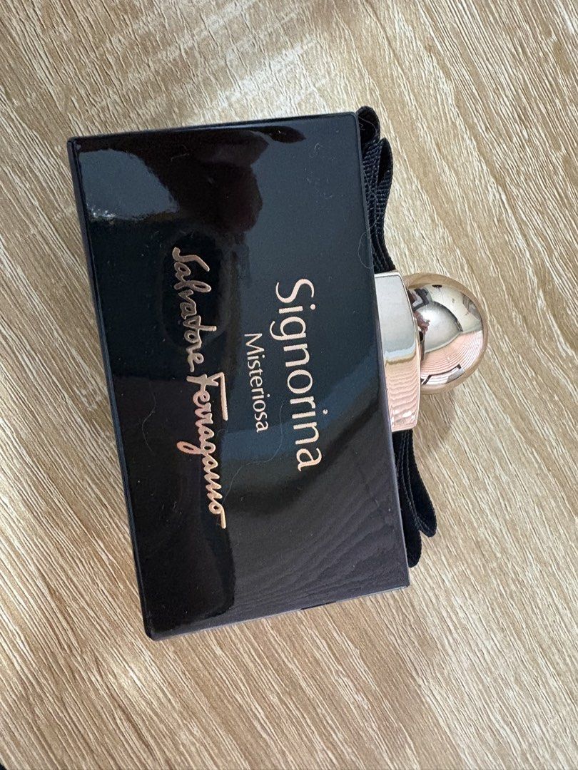 Salvatore Ferragamo Eau de Parfum 100ml (Category: Fragrance & Deodorants) located in Pasig City. Submitted by grumpycat15 (Listing ID 1452806028, Image 2). Description: - Salvatore Ferragamo Misteriosa Signorina Eau de Parfum - 100ml bottle (3.4 fl.oz) - price negotiable.