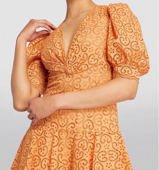 Sandro (Category: Dresses) located in Manila. Submitted by highendcollection.wind (Listing ID 1452786859, Image 3). Description: Sandro Paris size 1.