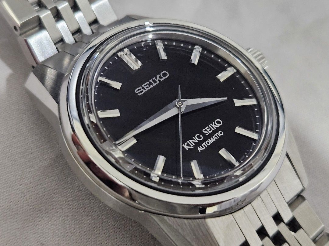 Seiko King Seiko Automatic Watch (Category: Men's Watches) located in Manila. Submitted by d.manuel (Listing ID 1452871897, Image 2). Description: King Seiko SPB283J1 • 6R31 movement, 37mm case size, sapphire crystal. • April 27, 2025. • Full set. Note: Scratch on the 6 oclock side endlink (see 9th photo), rest of the watch is in really good condition. • RFS: Reducing collection.