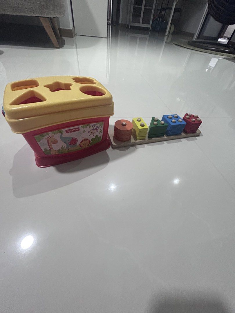 Shape sorter (Category: Educational & Learning Toys) located in Singapore. Submitted by nithya.iris (Listing ID 1452765508, Image 2). Description: .