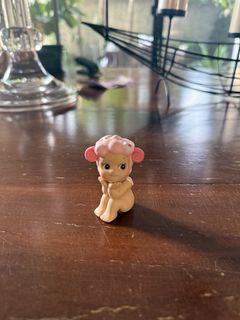 (Category: ) located in . Submitted by declutterwrea (Listing ID 1452822882, Image 1). Description: .