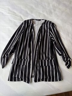 (Category: ) located in . Submitted by thriftchick10 (Listing ID 1452828872, Image 1). Description: .