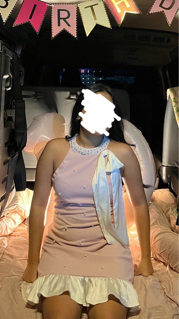 SHEIN Pink Mini Dress with Bow (Category: Dresses) located in Quezon City. Submitted by leonara (Listing ID 1438750907, Image 2). Description: - SHEIN mini dress - Pink color - Halter neckline - White bow detail - Adorned with small pearls - FOR RENT .