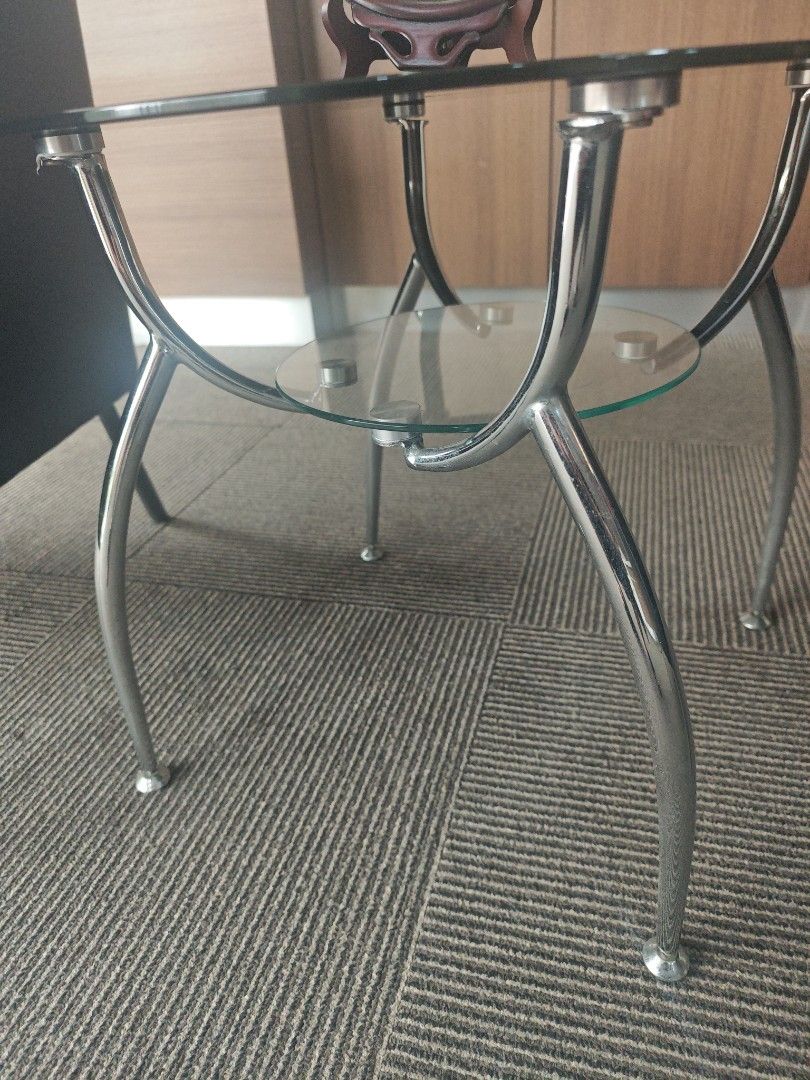 Side Table (Category: Tables & Sets) located in Singapore. Submitted by delephant (Listing ID 1452718268, Image 2). Description: CONDITION AS SHOWN.