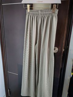 （分類：）位於 。 由 em8888 提交（商品編號 1452748645，圖片 1）。簡介： 。