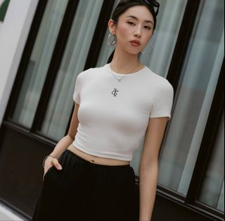 (Category: ) located in . Submitted by peachumochi (Listing ID 1452836556, Image 1). Description: .