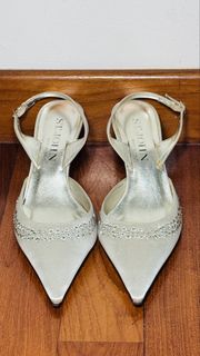 (Category: ) located in . Submitted by joyvintage (Listing ID 1452736900, Image 1). Description: .