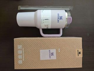 （分類：）位於 。 由 y2k.thriftzz 提交（商品編號 1452808878，圖片 1）。簡介： 。