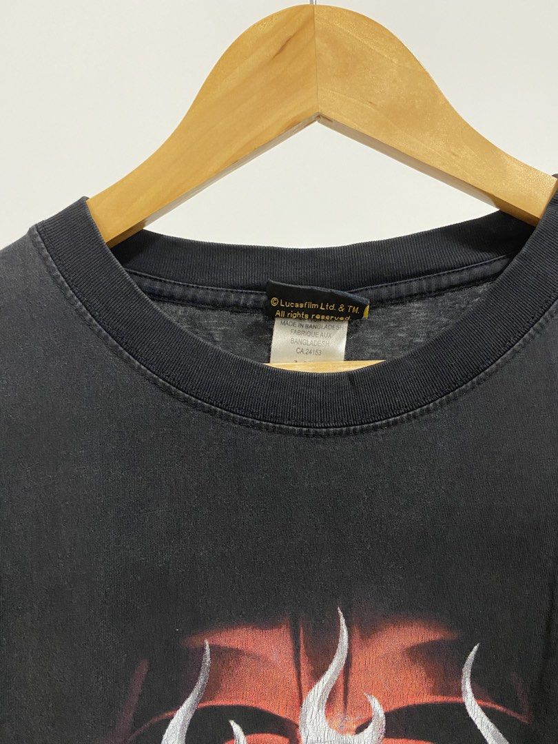 STAR WARS (Category: Tshirts & Polo Shirts) located in Alor Gajah. Submitted by mindwreckshops (Listing ID 1452859639, Image 3). Description: 🔥FOR SALE🔥 Nak Jual Murah Murah Je Condition 8.5/10 Leher masih Cantik Print Pun Lawo hanya ada minor crack shj Colour masih cantik Tiada Tulang Tepi Copyright LucasFilm Ltd. & TM Size On Tag M (P20 L28.5) Made In Bangladesh 🇧🇩 *Karakter Dark Vader. Rugi tak beli 🤗 *Berminat terus tekan butang ‘BUY’.