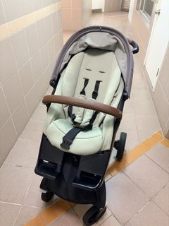 （分類：）位於 。 由 ccclm1221 提交（商品編號 1452747762，圖片 1）。簡介： 。