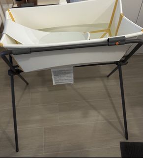 （分類：）位於 。 由 yiuchris 提交（商品編號 1452779654，圖片 1）。簡介： 。