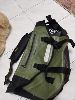 (Category: ) located in . Submitted by buyandcarry (Listing ID 1452820931, Image 1). Description: .
