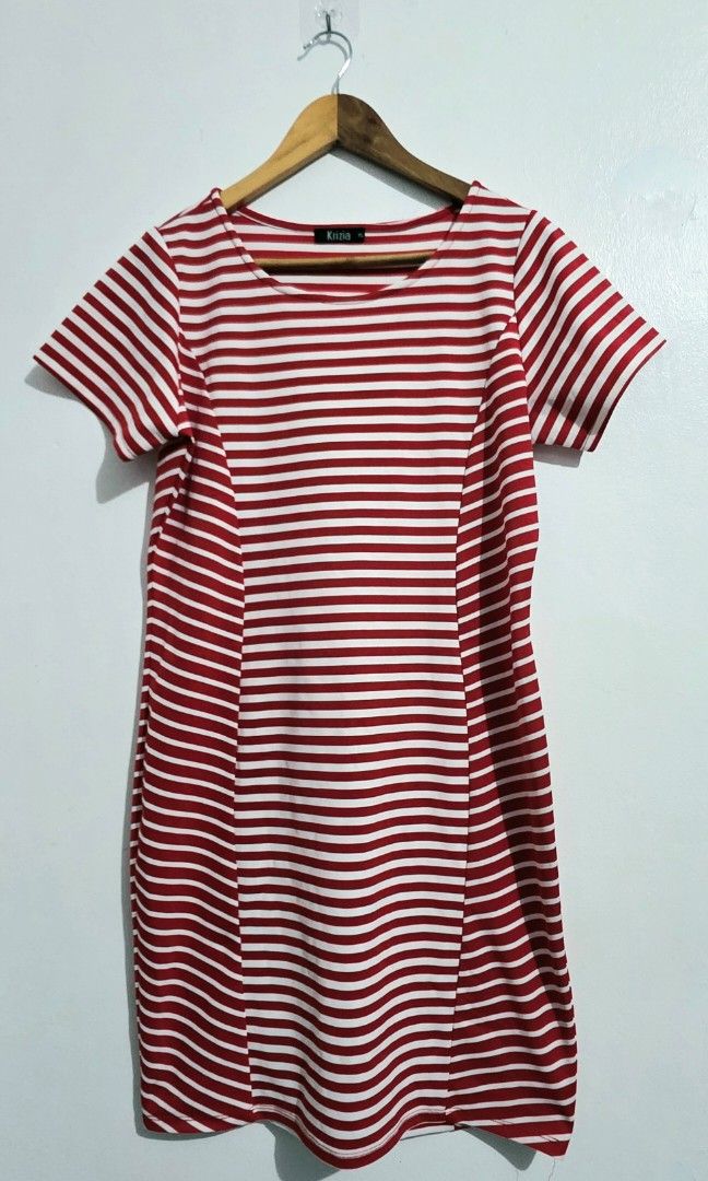 Stripes Red & White Dress (Category: Dresses) located in Malolos. Submitted by candyproj (Listing ID 1452833198, Image 1). Description: Krizia | Personal Used Clothes Size: XL on tag Measurement: Bust: 38" Length: 36" Buy 3 clothes, SHIPPING FEE IS FREE RFS: Decluterring/Migrating Price is Negotiable Everything must go.