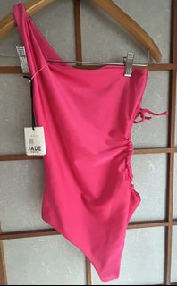 （分類：）位於 。 由 designerclassics 提交（商品編號 1452804760，圖片 1）。簡介： 。