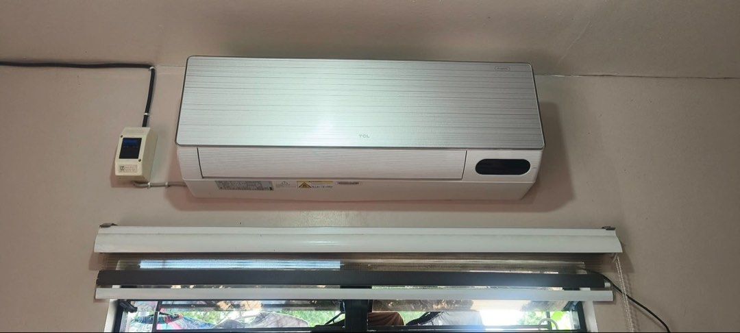 TCL Inverter Air Conditioner Outdoor Unit (Category: Air Conditioning and Heating) located in Manila. Submitted by 76934 (Listing ID 1452729686, Image 2). Description: - TCL Inverter Air Conditioner Outdoor Unit - Previously wall-mounted - Ready for its new home FOR SALE: TCL 1.5 HP Inverter Split-Type Air Conditioner ✅ 1.5 HP Inverter ✅ 100% Working Condition ✅ Malamig at tahimik ang operation ✅ Indoor & Outdoor Unit Included ✅ Original Remote I