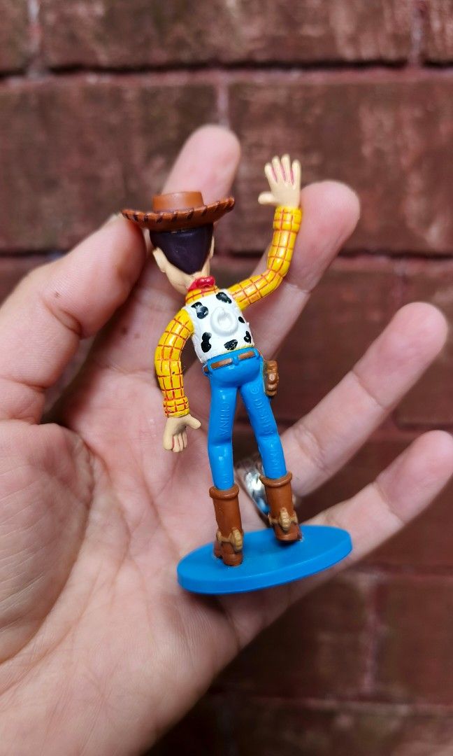 Toy Story Woody (Category: Figurines & Statues) located in Baguio. Submitted by ukay_district (Listing ID 1452815071, Image 2). Description: toy story Woody Disney 150.