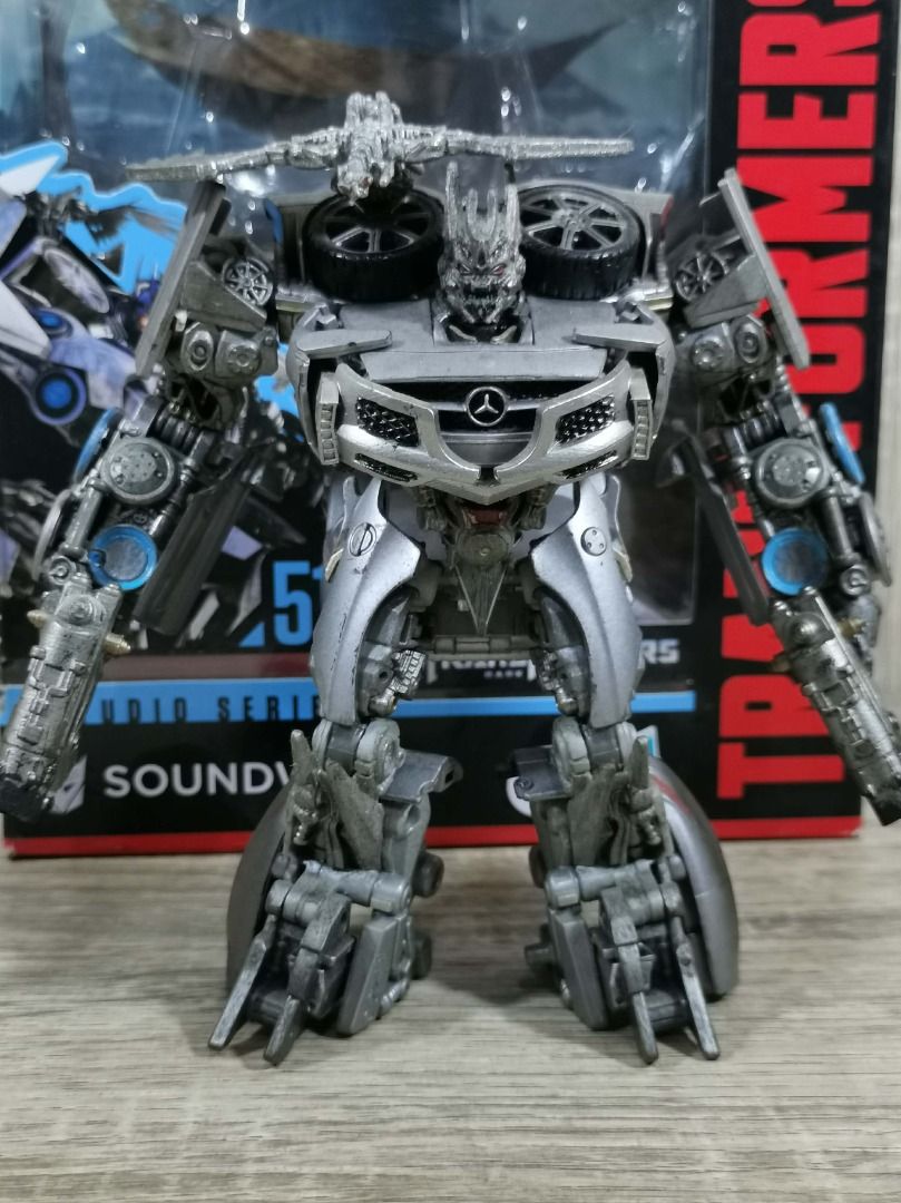 TRANSFORMERS SS DOTM SOUNDWAVE CUSSTOM W/ DNA KIT (Category: Figurines & Statues) located in Angeles City. Submitted by swodahs (Listing ID 1452704458, Image 3). Description: READ PROPERLY SURE BUYERS ONLY BIB complete, no issues. Custom painted and comes with DNA upgrade kit for chest and weapons NO MORE ASKING FOR PICTURES YAN NA NASA POST Negotiable for sure buyers RFS: Need funds Payment : GCash Shipping : LBC Location : Angeles.